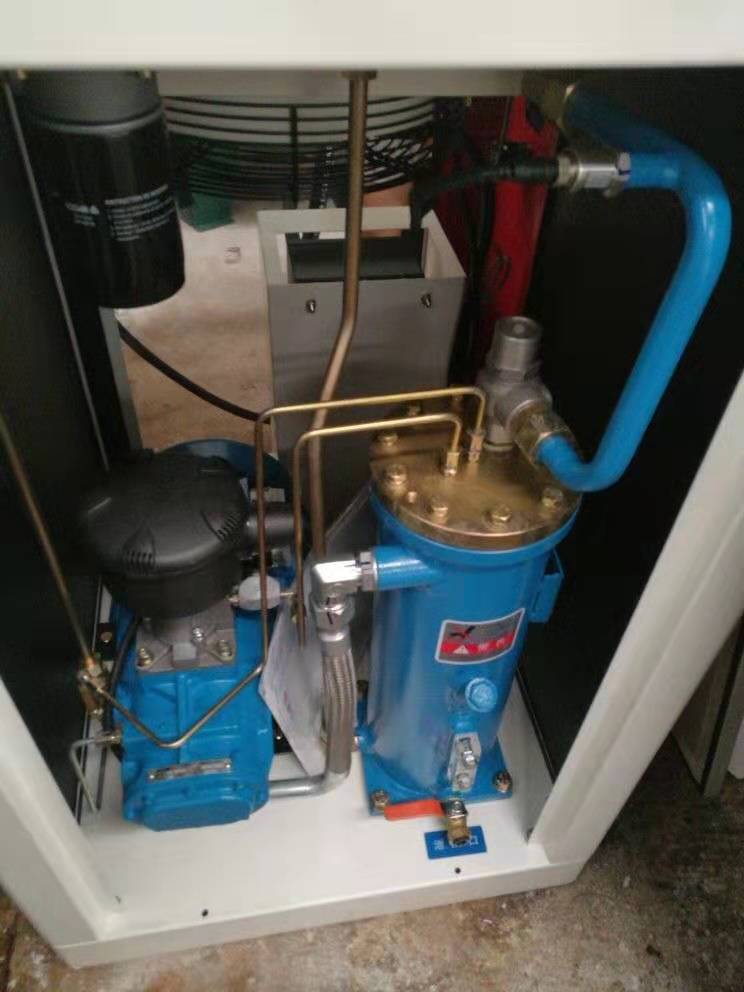 螺桿空壓機(jī)濾清器冒煙的原因